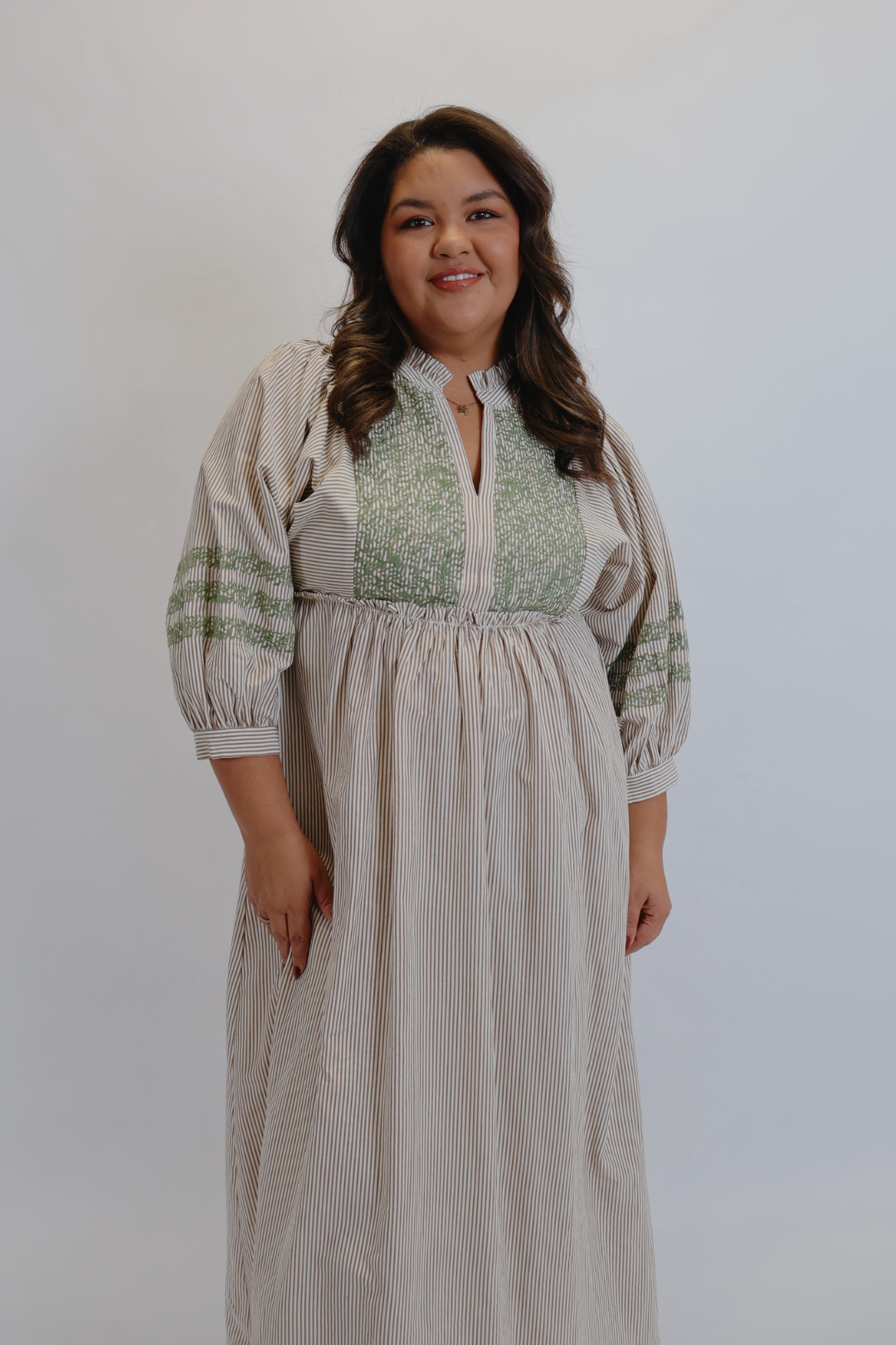 Vestido midi bordado Prairie Bloom