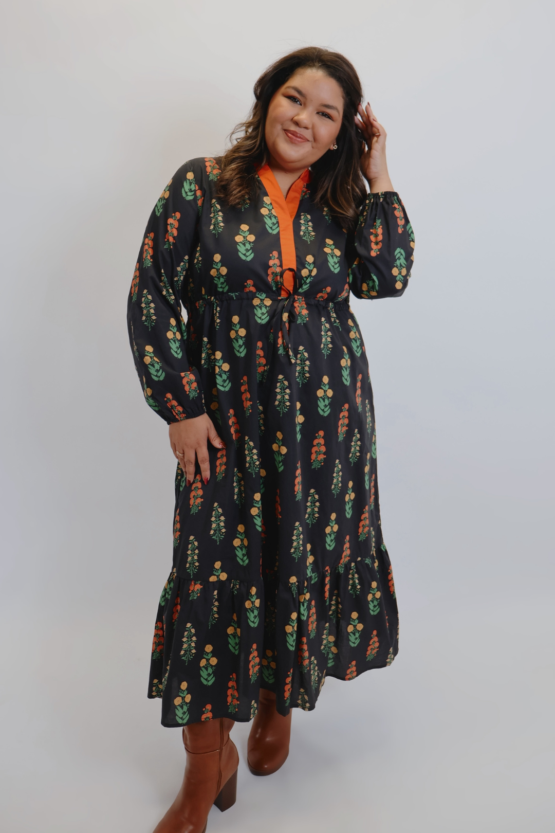 Vestido midi con ribete en contraste de Wildflower Path