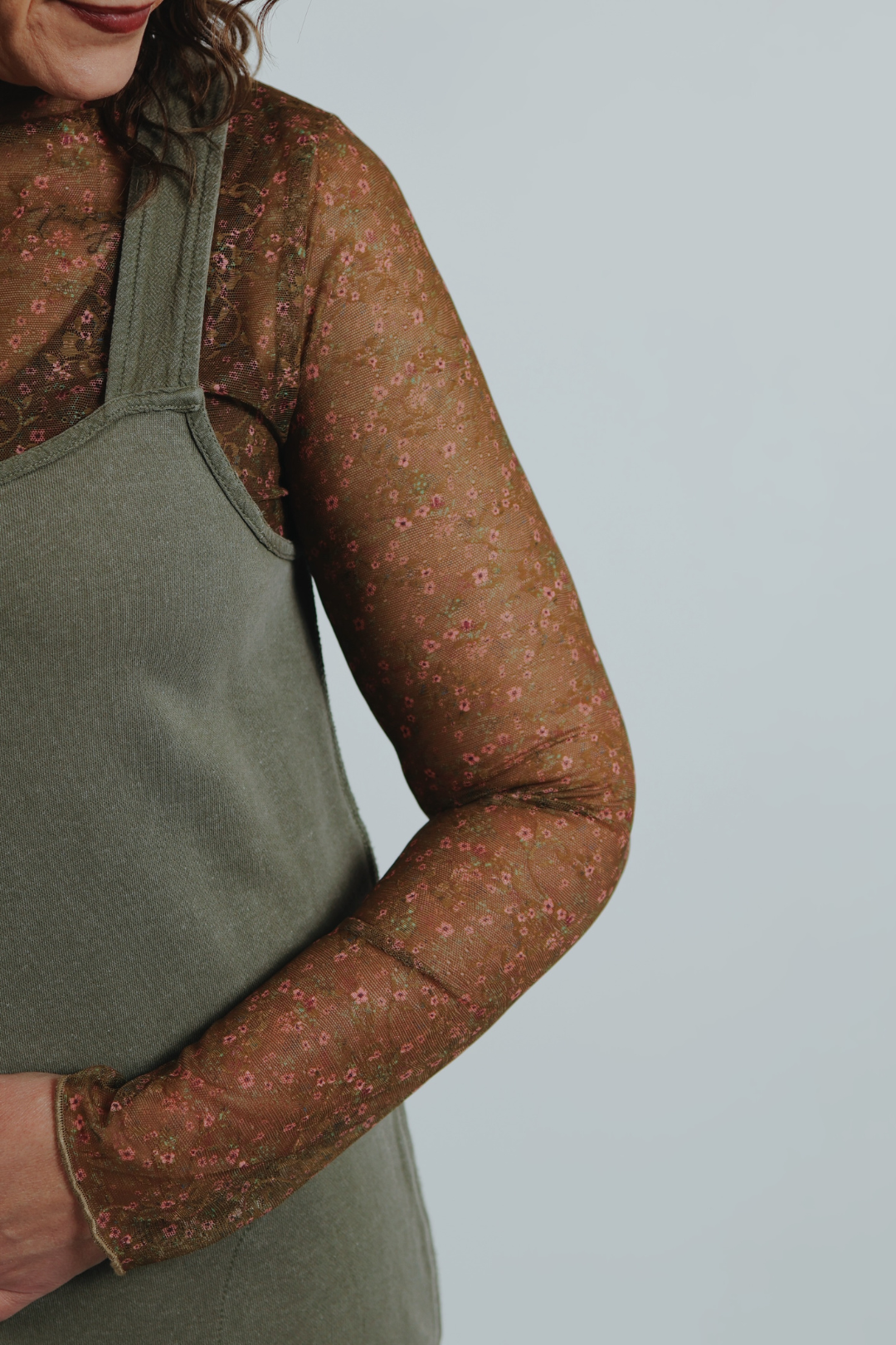 Top de malla de encaje otoñal