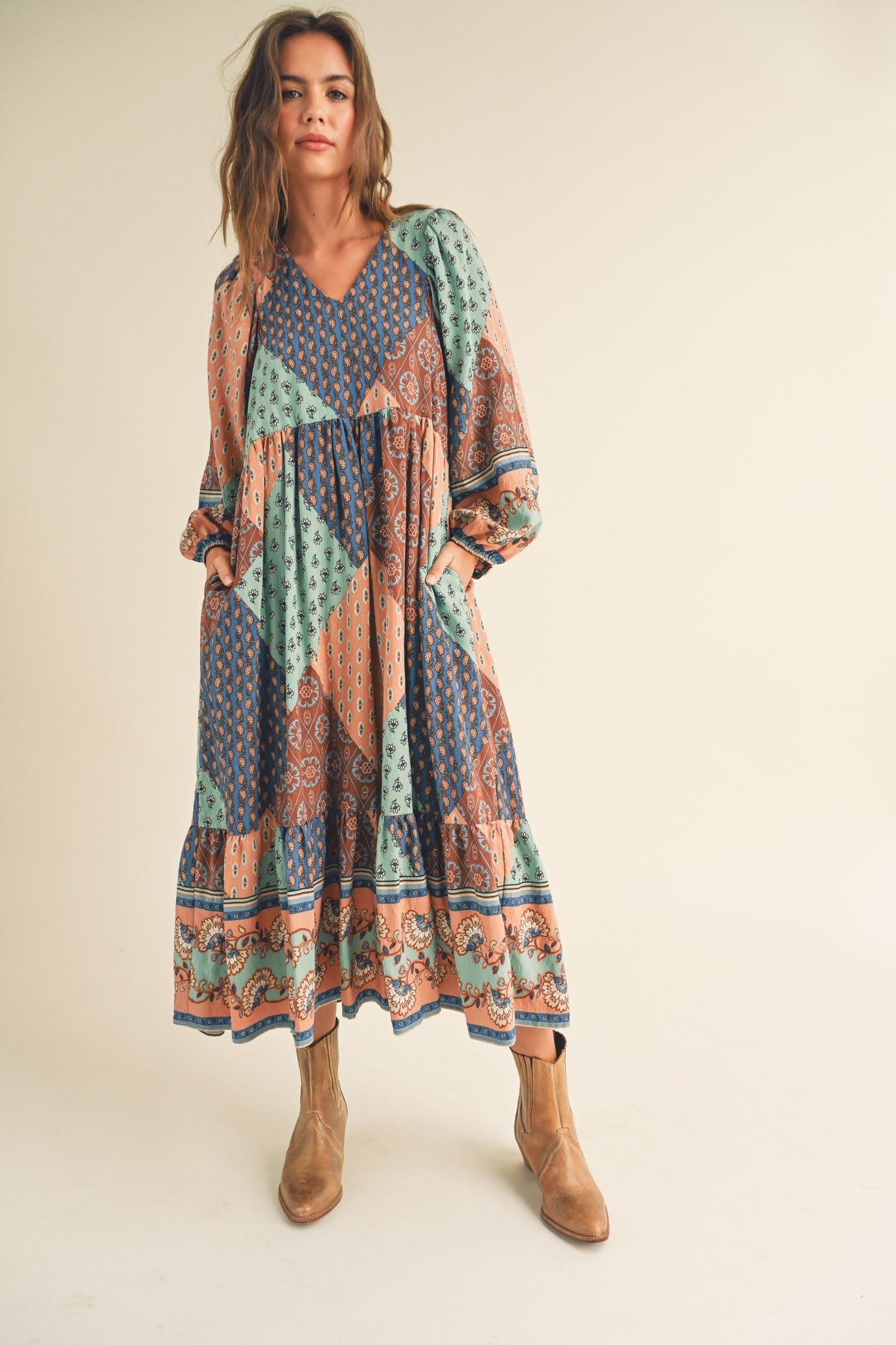 Vestido midi de patchwork de Sage Meadow